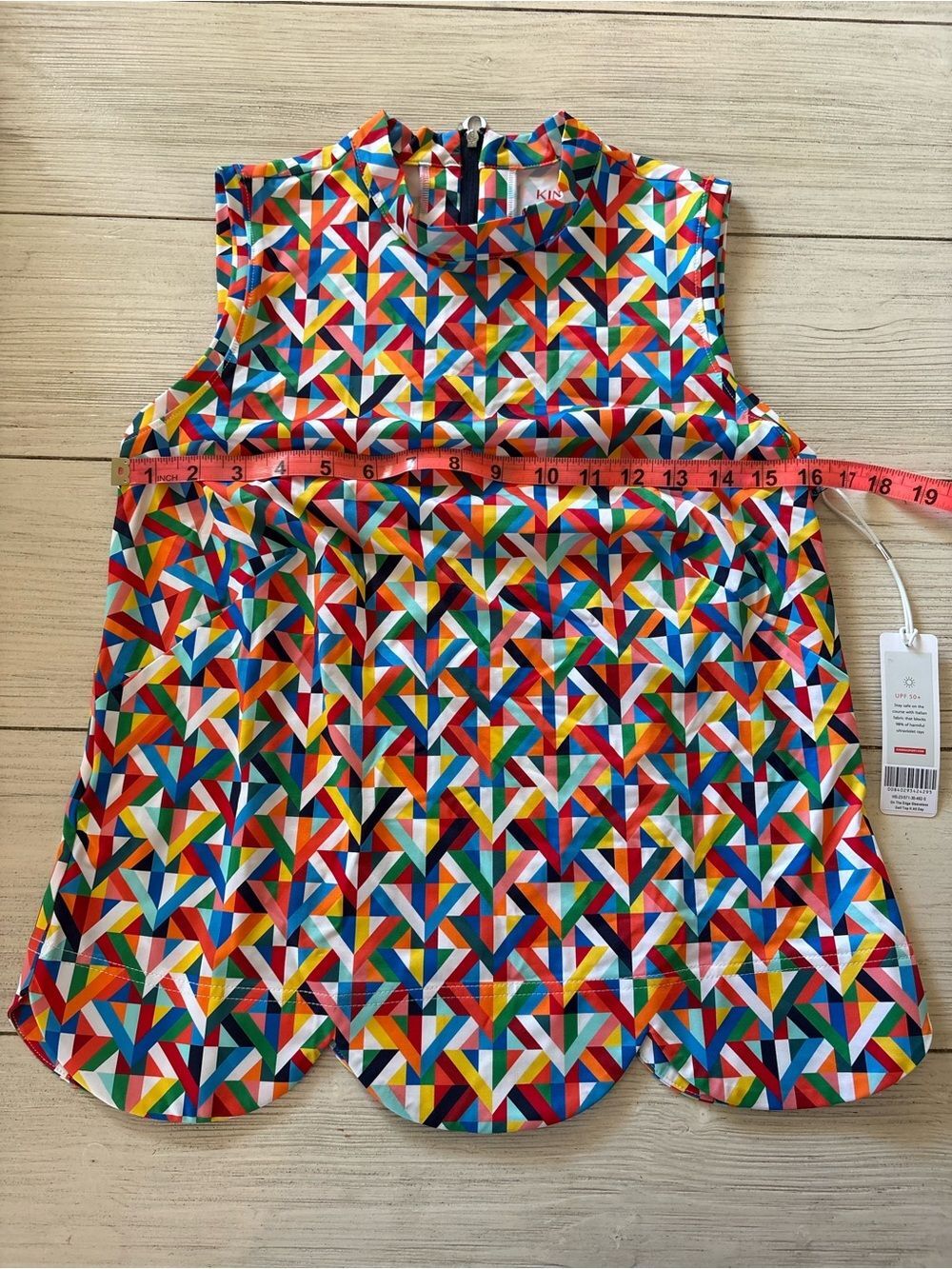 Kinona “On the Edge” Multicolor Geometric Sleeveless Golf Top with Scalloped Hem - Picture 8 of 10